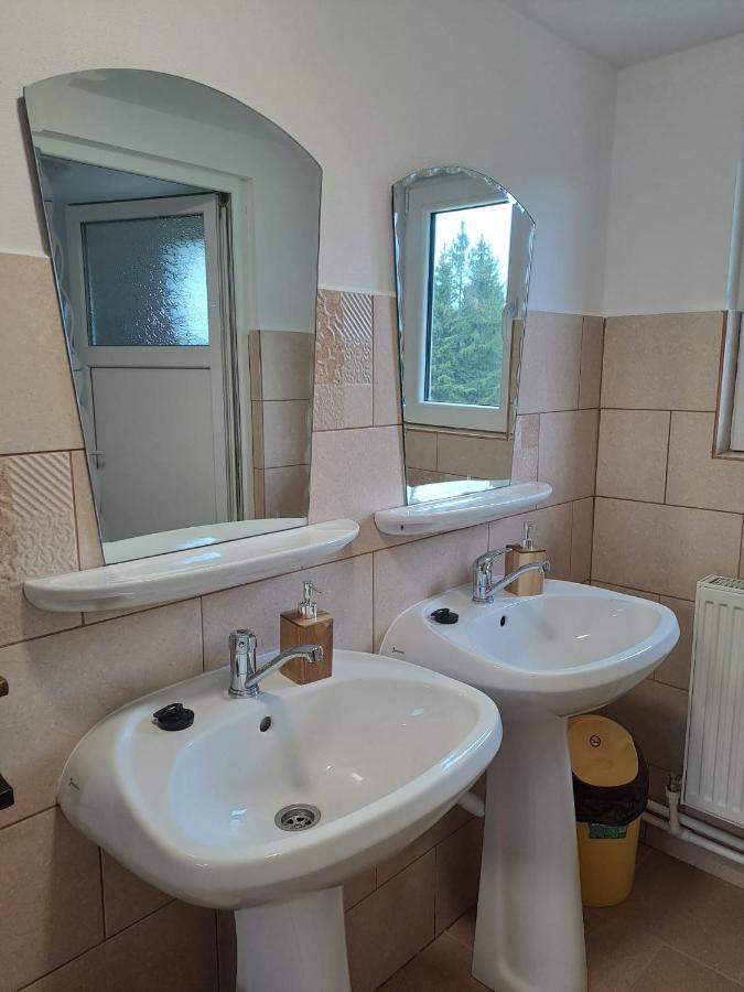 Cabane Areama Neagra Izvoru Muresului Exterior photo